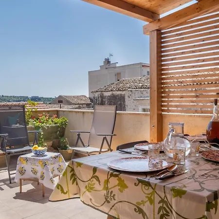 Apartment Si-moutique Le Degli Avi Barocche, Con Terrazza Panoramica *