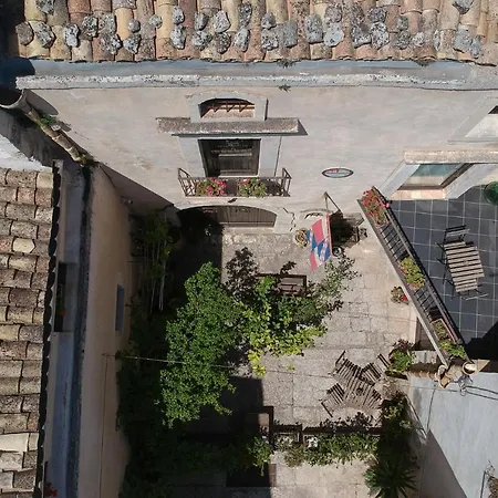 Si-moutique Le Degli Avi Barocche, Con Terrazza Panoramica 莫迪卡