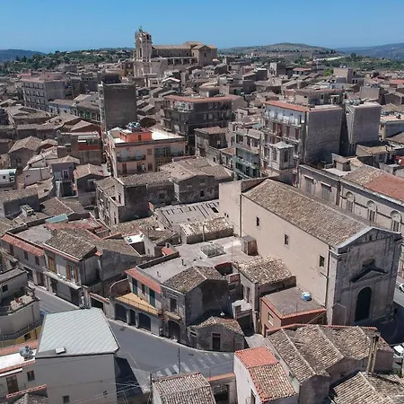 Si-moutique Le Degli Avi Barocche, Con Terrazza Panoramica Modica