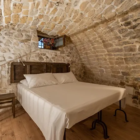 Lägenhet Si-Moutique Le Case Degli Avi Barocche ,Antico Abitare In Grotta *